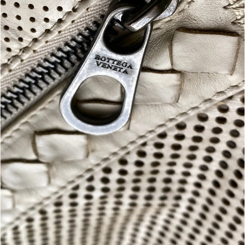 Bottega Veneta Intrecciato duffle Bag Shoulder beige leather quiet Luxury
